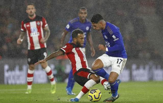  麦迪逊双响炮，莱斯特城主场完胜南安普顿